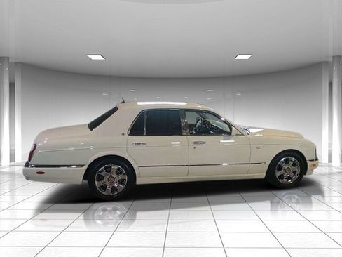 Used 2003 Bentley Arnage R image 35