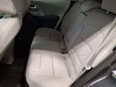 Used 2018 Kia Niro LX image 19