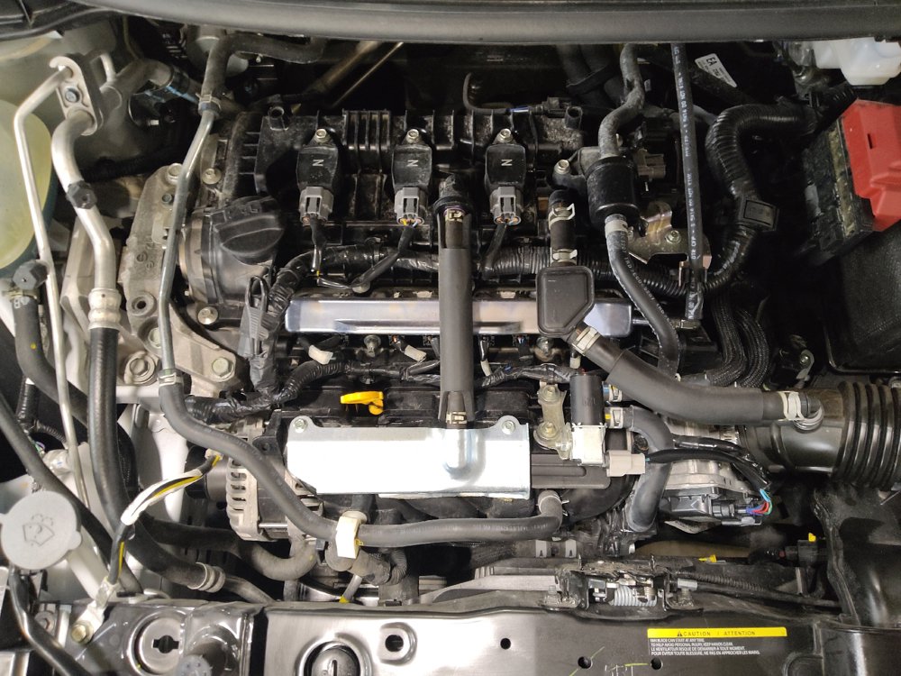 Used 2025 Nissan Versa SR w/ Trunk Package FWD image 30