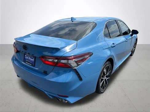 Used 2024 Toyota Camry SE AWD/4WD image 7