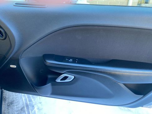 Used 2017 Dodge Challenger R/T w/ Blacktop Package image 25