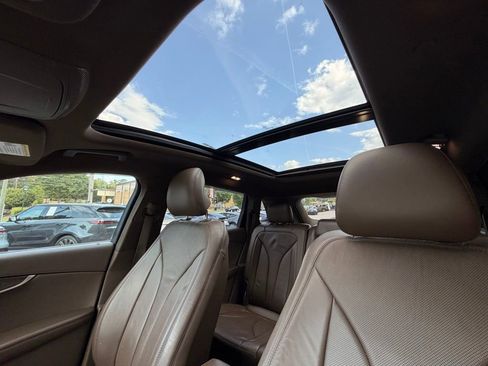 Used 2017 Lincoln MKX Reserve FWD image 46