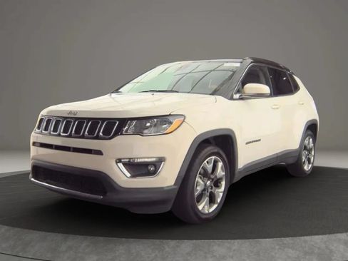 Used 2019 Jeep Compass Limited FWD image 1