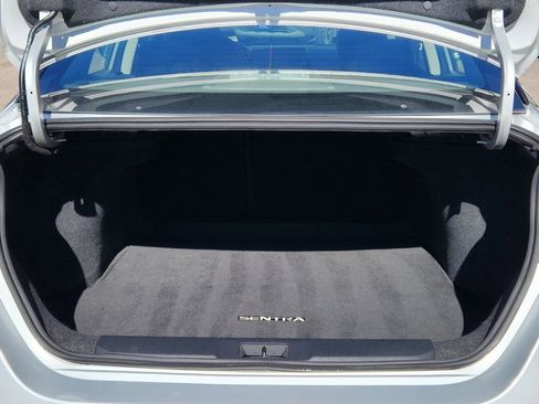 Certified 2021 Nissan Sentra S image 13