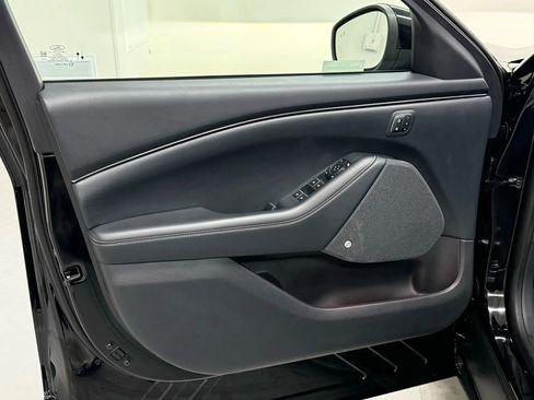 Used 2021 Ford Mustang Mach-E Premium image 20