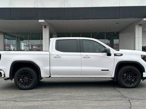 Used 2023 GMC Sierra 1500 Elevation image 3