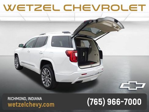 Used 2023 GMC Acadia Denali w/ Denali Technology Package AWD/4WD image 23