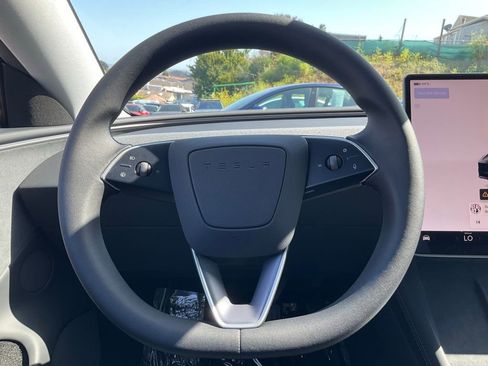 Used 2026 Tesla Model 3 AWD/4WD image 47
