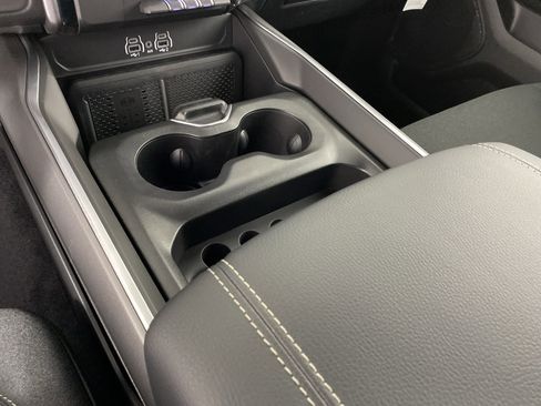 New 2026 RAM 1500 Big Horn AWD/4WD image 29