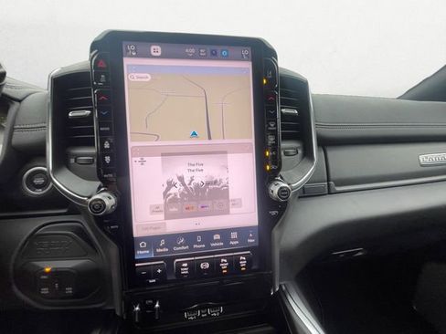 New 2025 RAM 2500 Laramie image 22