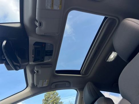 New 2025 Subaru Crosstrek 2.0i Premium image 26