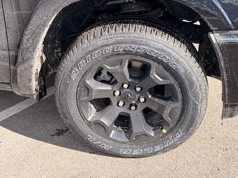 New 2026 RAM 1500 4x4 Crew Cab image 11