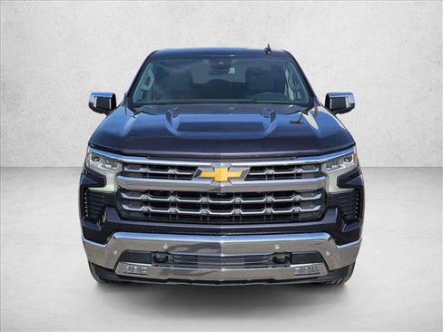 Used 2022 Chevrolet Silverado 1500 LTZ image 2