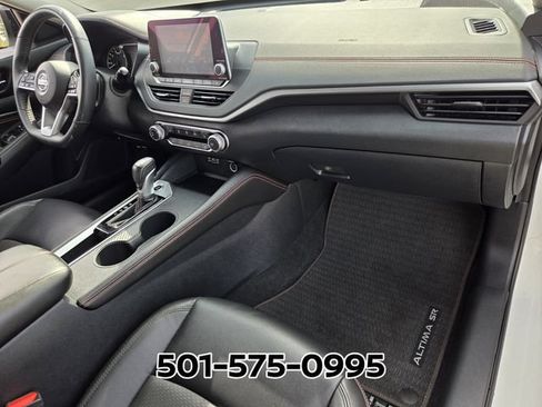 Used 2021 Nissan Altima 2.5 SR w/ SR Premium Package FWD image 17