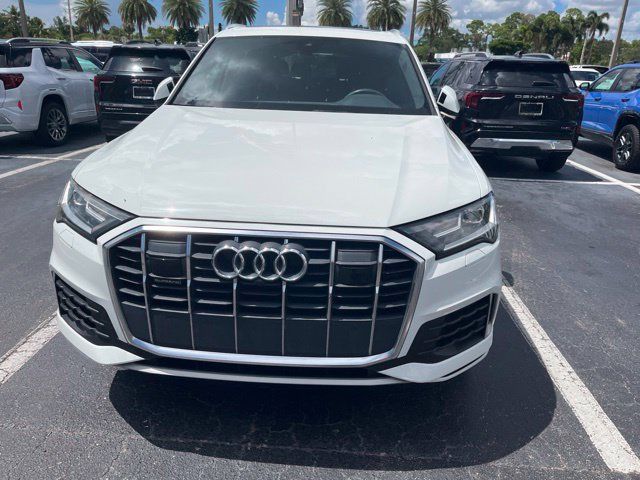 Used 2021 Audi Q7 2.0T Premium Plus w/ Executive Package AWD/4WD image 2