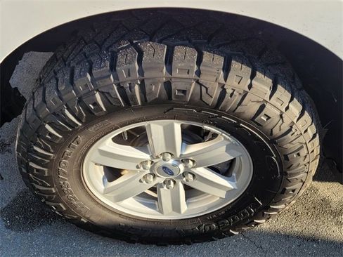 Used 2022 Ford F150 XLT w/ Equipment Group 301A Mid image 3