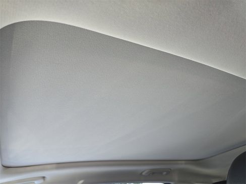 New 2026 Kia Sportage EX image 25