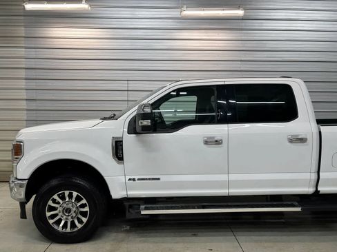 Used 2022 Ford F350 Lariat w/ Lariat Ultimate Package AWD/4WD image 3