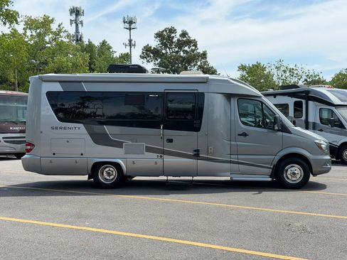 Used 2015 Mercedes-Benz Sprinter 3500 image 2