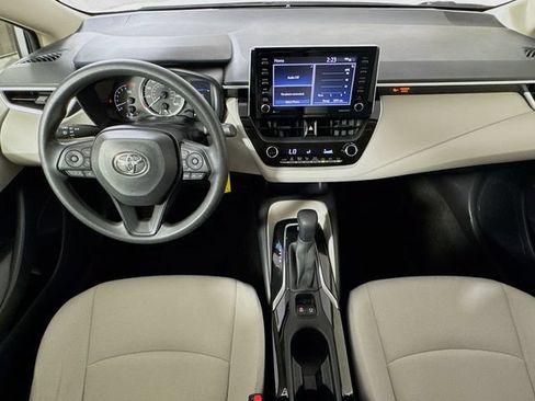 Certified 2021 Toyota Corolla LE FWD image 23