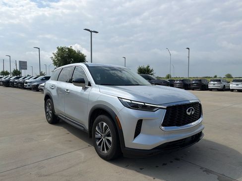 Used 2023 INFINITI QX60 Pure FWD image 7