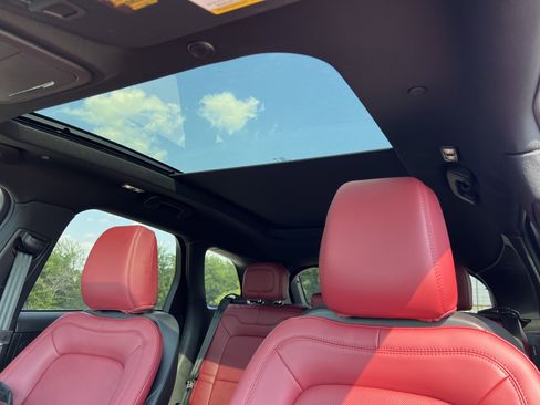 New 2025 Lincoln Corsair Grand Touring w/ Jet Appearance Package image 28