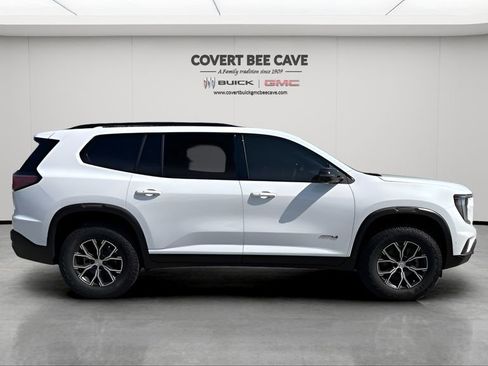 New 2026 GMC Acadia AT4 w/ Super Cruise Package image 11