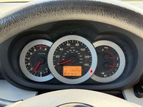 Used 2011 Toyota RAV4 2WD w/ Base L4 Extra Value Pkg image 6