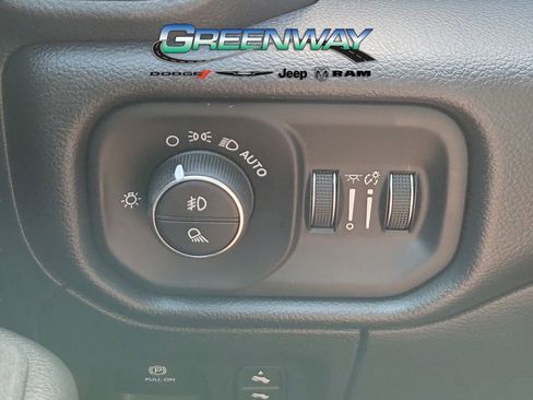 Used 2025 RAM 1500 Big Horn image 25