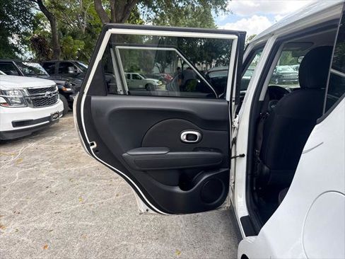 Used 2014 Kia Soul + w/ Eco Package FWD image 29