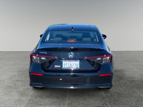 Used 2025 Honda Civic LX image 4