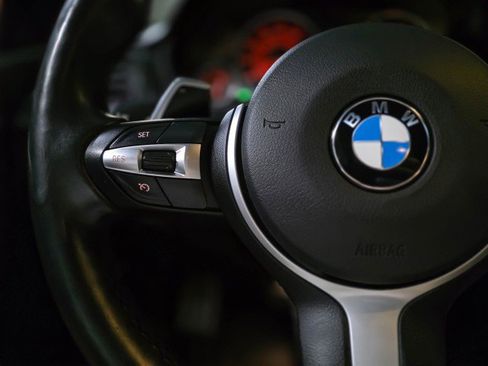 Used 2017 BMW 430i xDrive Convertible image 17