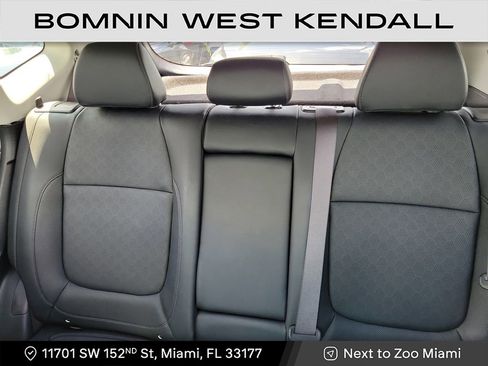 Used 2023 Kia Seltos SX image 10