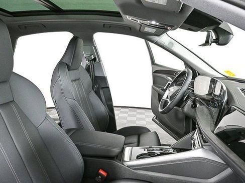 New 2025 Audi Q5 Premium Plus image 22