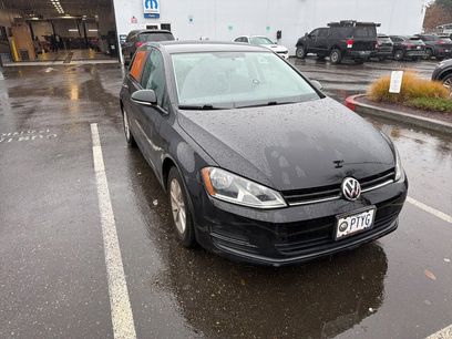 Used 2017 Volkswagen Golf 4-Door