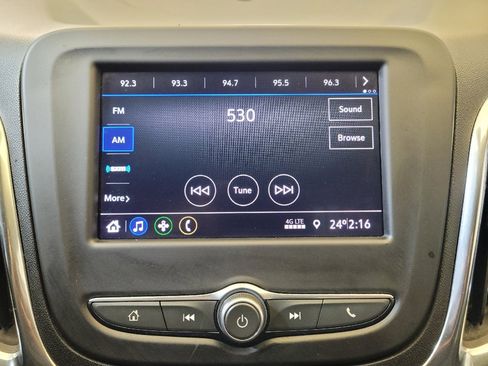 Used 2020 Chevrolet Equinox LT image 25