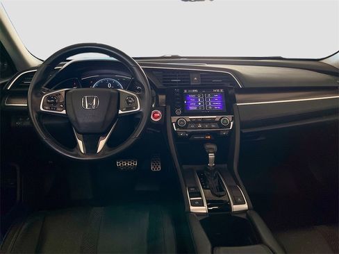 Used 2019 Honda Civic Touring image 22