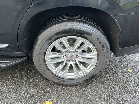 Used 2023 GMC Yukon SLT image 25