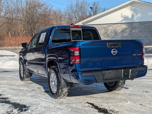 Used 2022 Nissan Frontier SV w/ Technology Package image 6
