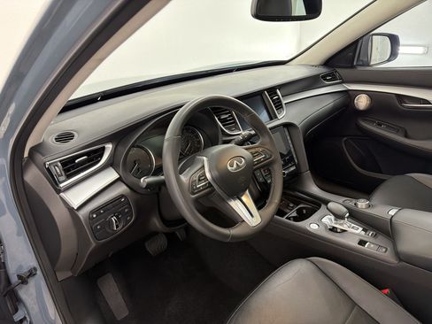 Used 2022 INFINITI QX50 Essential FWD image 4
