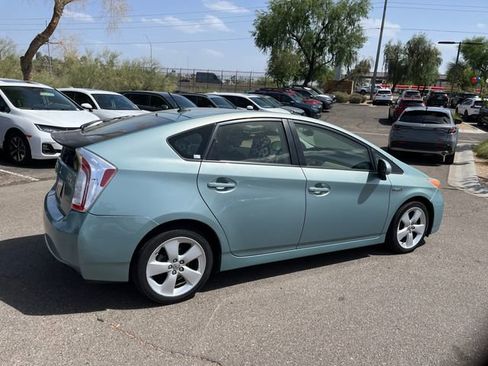 Used 2013 Toyota Prius Five FWD image 5