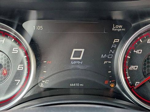 Used 2022 Dodge Charger SXT image 11