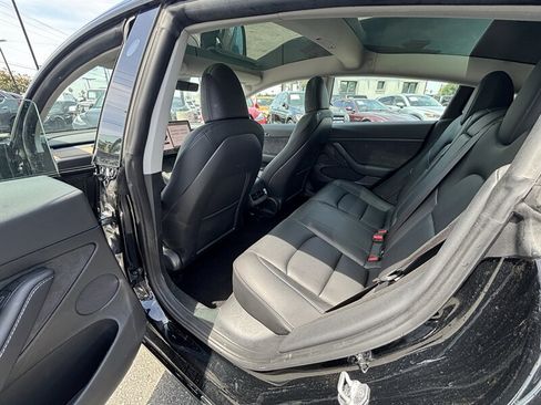 Used 2023 Tesla Model 3 Standard Range RWD image 14
