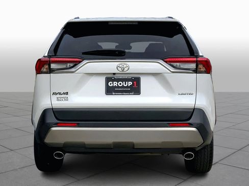 Used 2023 Toyota RAV4 Limited image 5