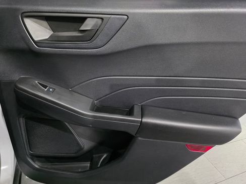 Used 2022 Ford Escape SE w/ SE Sport Appearance Package FWD image 12