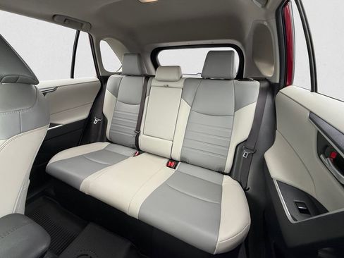 Used 2023 Toyota RAV4 XLE Premium AWD/4WD image 10