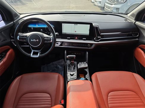 Used 2023 Kia Sportage SX image 14