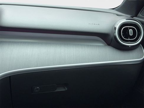 Used 2024 Mercedes-Benz C 300 Sedan image 20