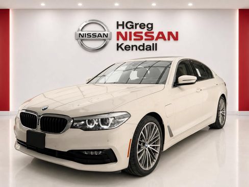 Used 2018 BMW 530e RWD image 3