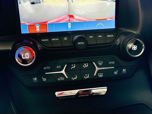 Used 2019 Chevrolet Corvette Z06 RWD image 16